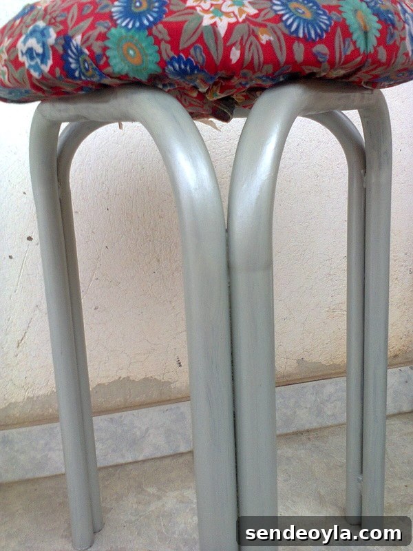 Red Waterproof Stool for Outdoor and Bathroom Use 3 Closeup of stool legs