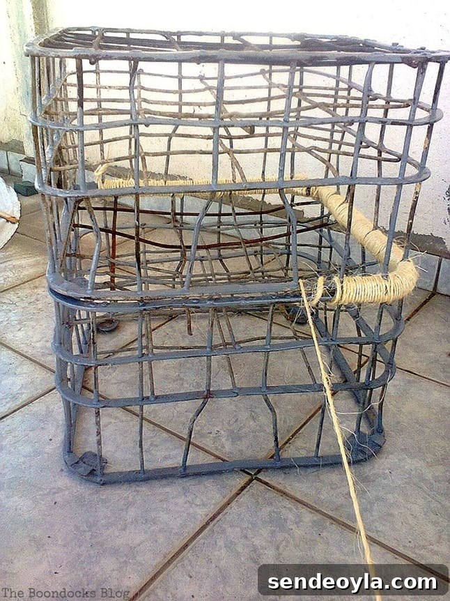 Using twine to attach crates together