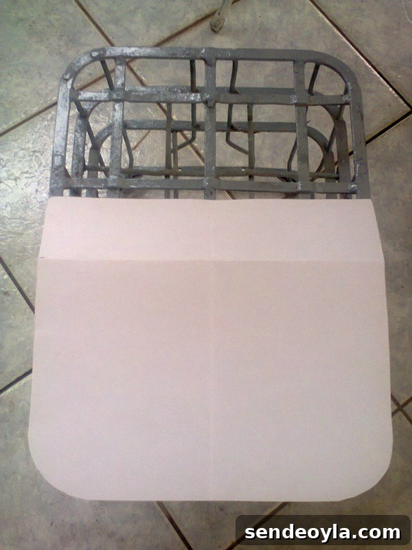 Measuring the top of the milk crate, A Milk Crate turned Stool, www.theboondocksblog.com