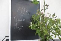 Happy May Day: Greek Wishes and Traditions