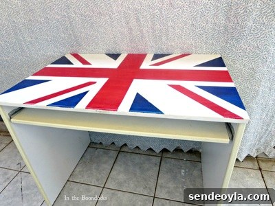 The Anglophile Desk