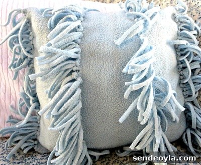 Almost No-Sew Fleece Pillow
