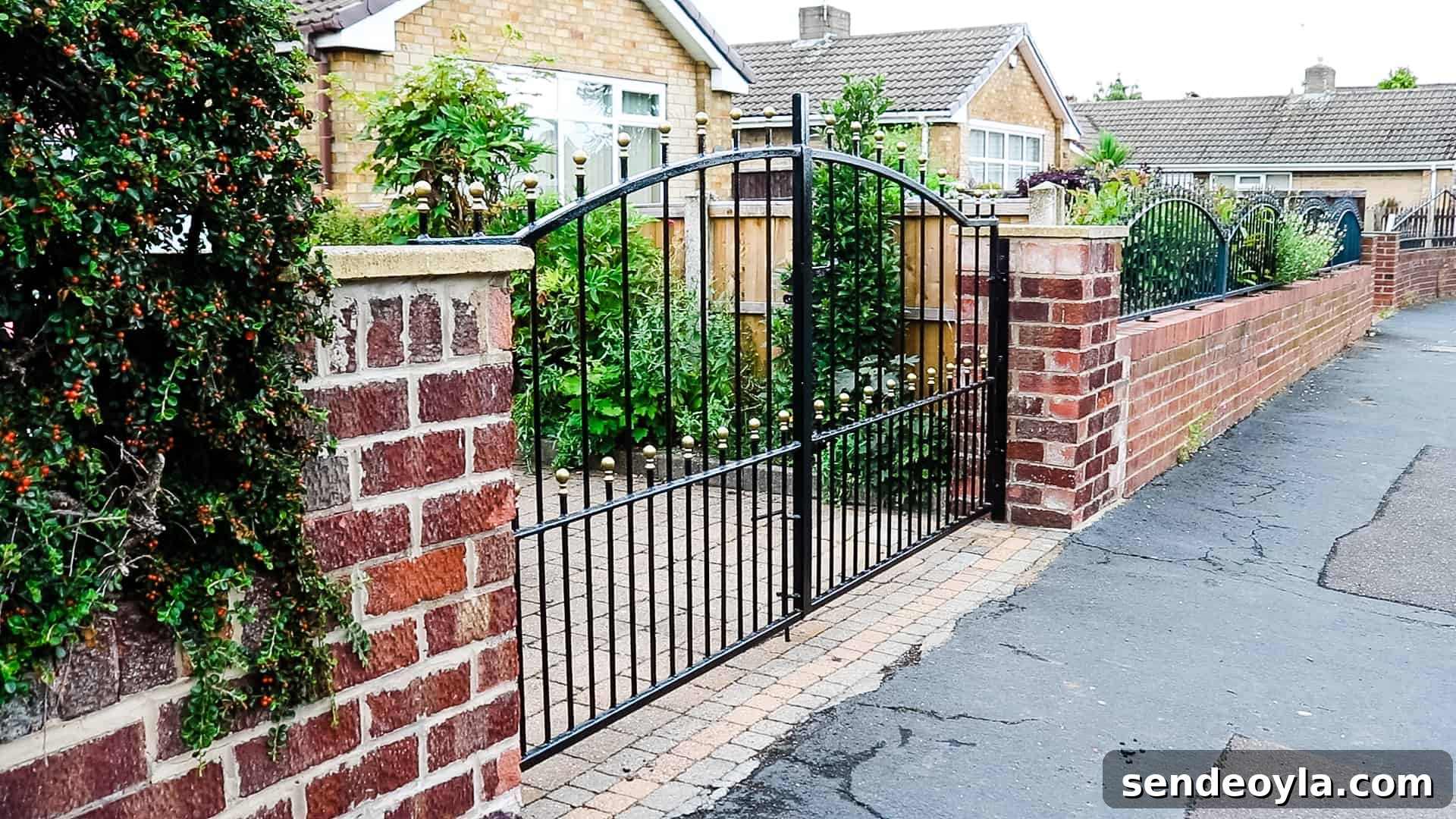 How to Paint a Rusty Gate: Prep, Remove Rust and Finish 13 Final painted gate