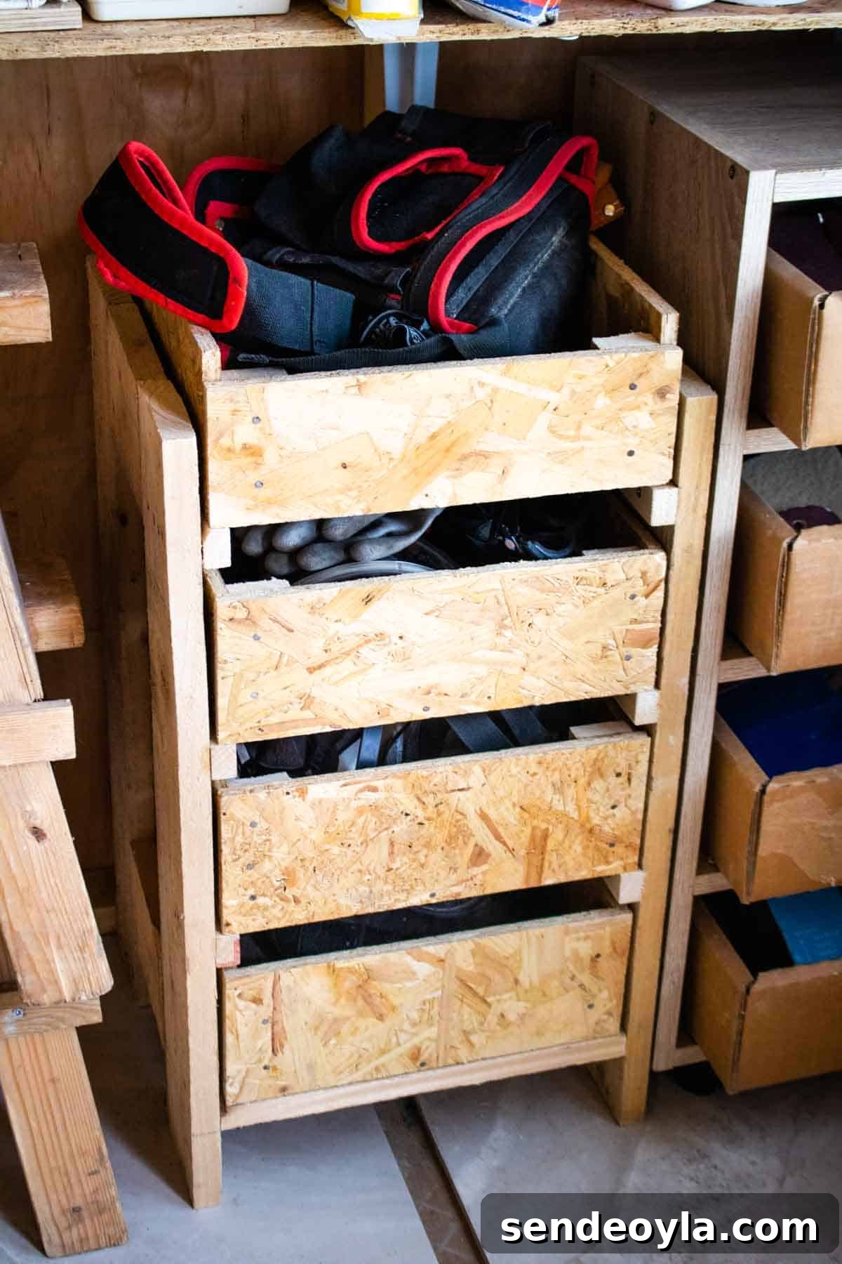 DIY Drawer Boxes for Workshop Storage: Step-by-Step Plans 2 Easy box drawers on pallet wood supports for PPE workshop storage