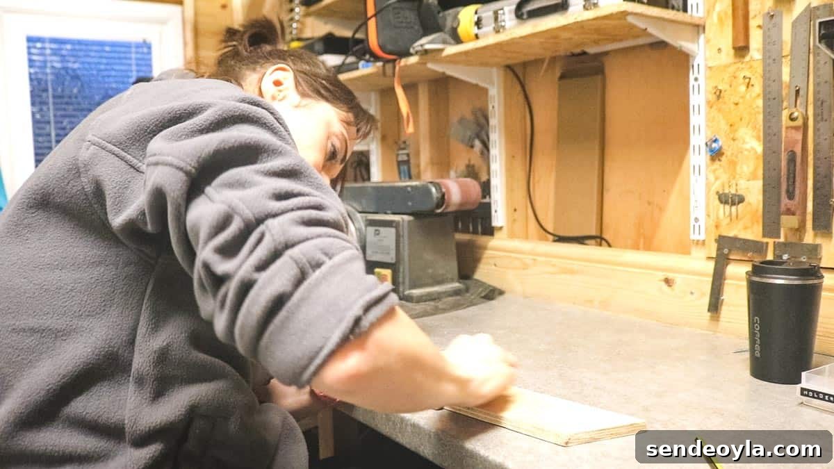 36 Blu Tack Uses and Workshop Hacks 10 Screw steady with Blu Tack