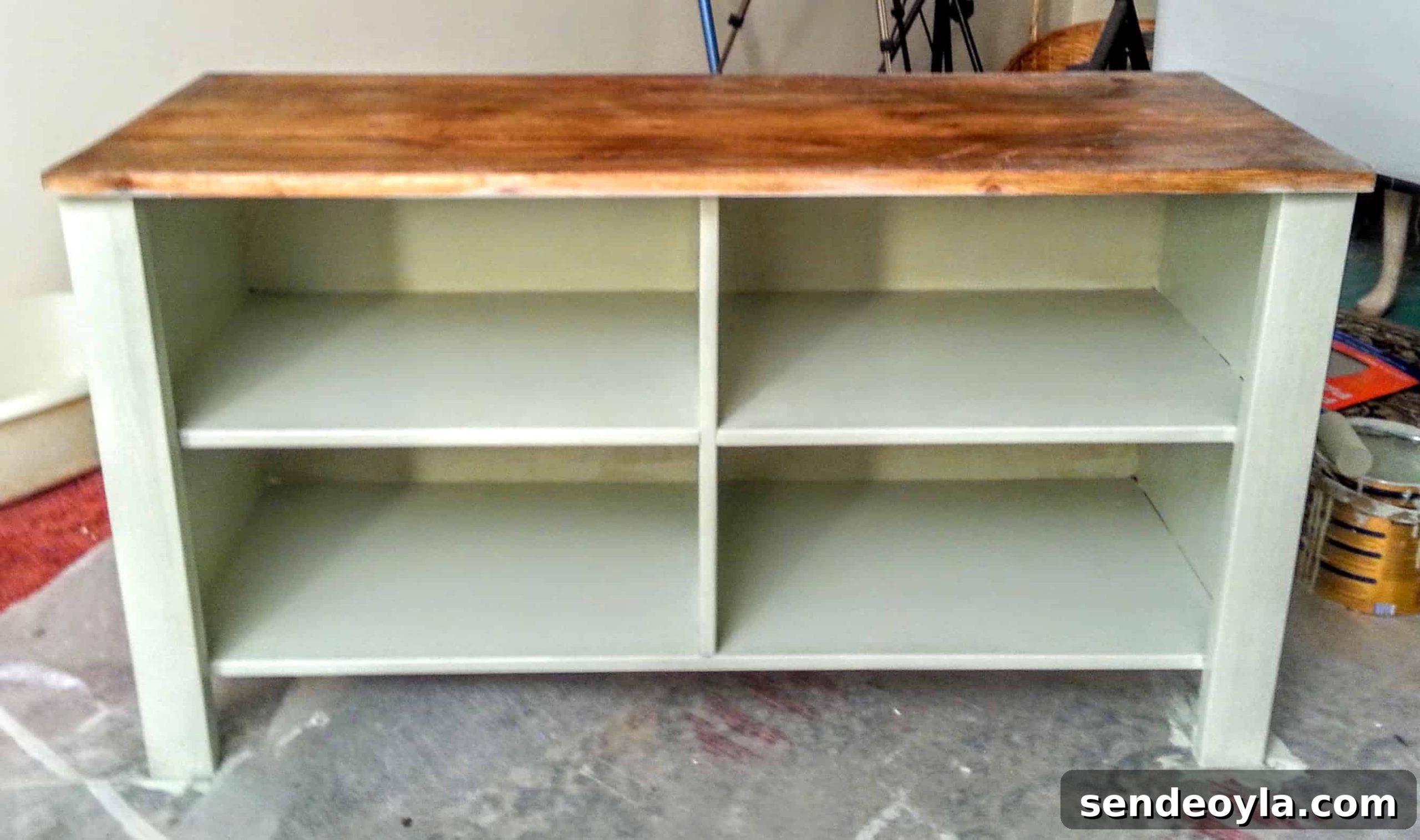 How to Paint Furniture for Profit: Flip and Sell 9 20151203_163423