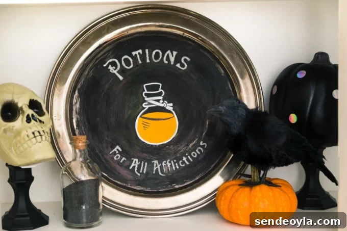 DIY Halloween Decorations from 20 Household Items 4 img 4 3
