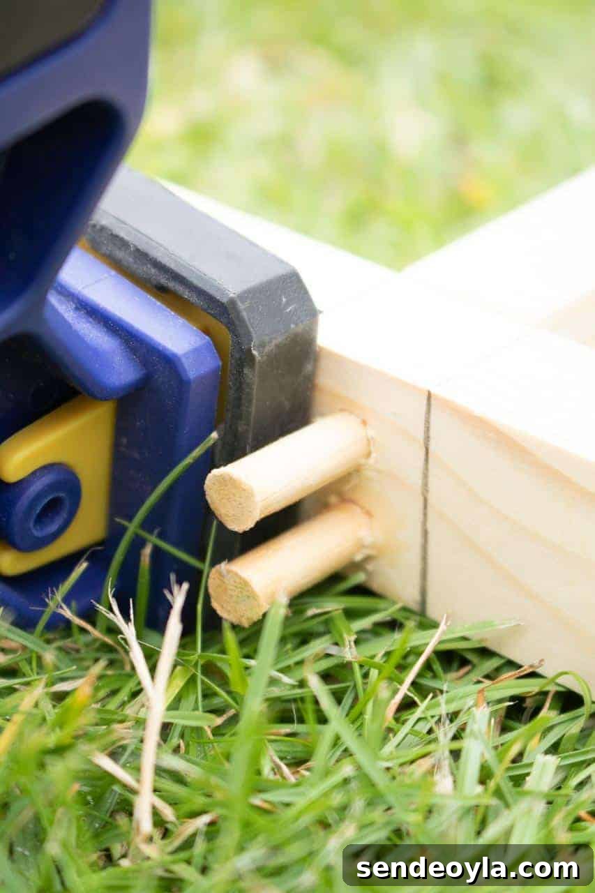 Assembled ladder with dowel joints
