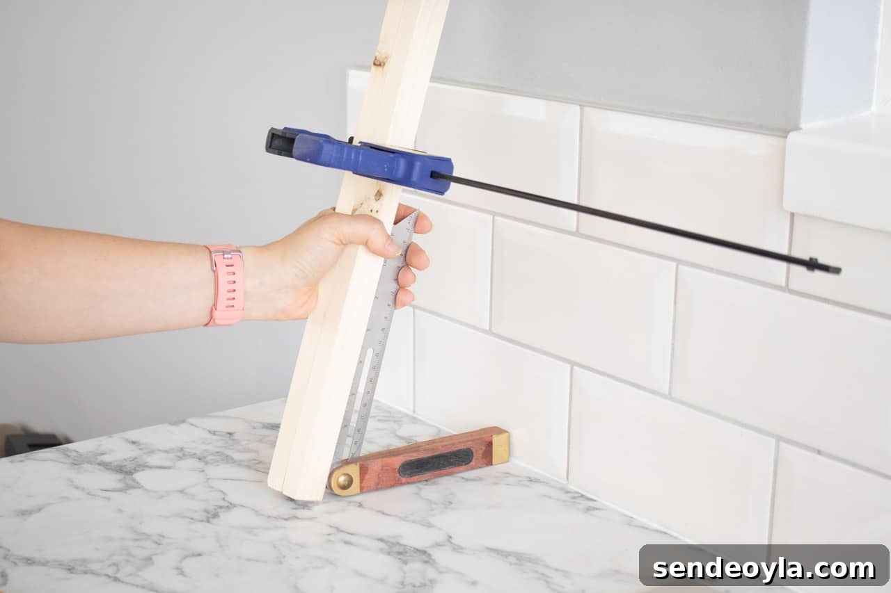 Marking angle on side pieces