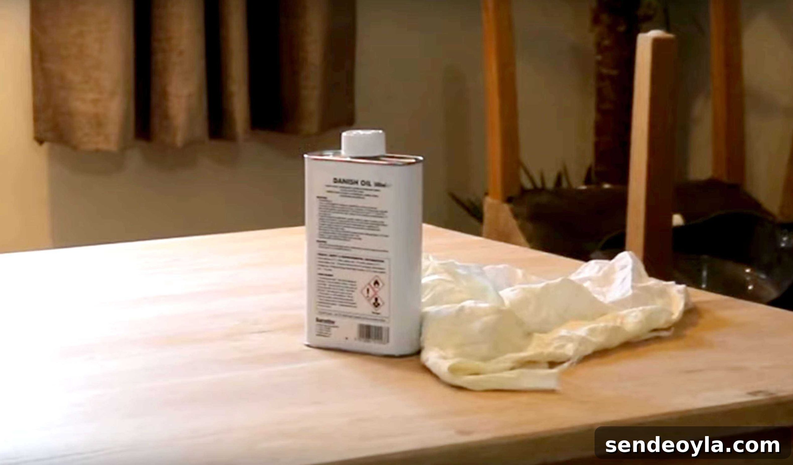 Refinish Oak Furniture: DIY Restoration Guide 7 applying danish oil with a lint free cloth