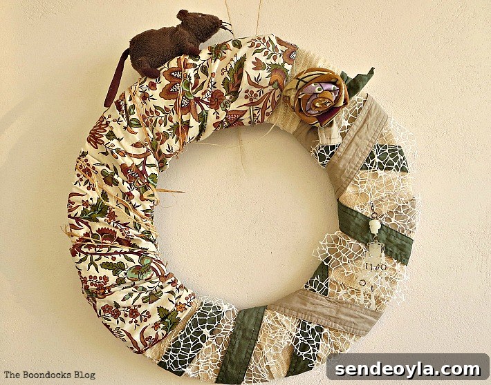 The schizophrenic wreath, 12 Colorful ways to help you prepare for Thanksgiving www.theboondocksblog.com