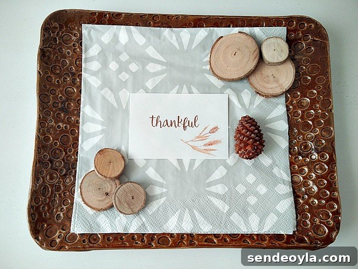 KreativK place setting printables, 12 Colorful ways to help you prepare for Thanksgiving www.theboondocksblog.com
