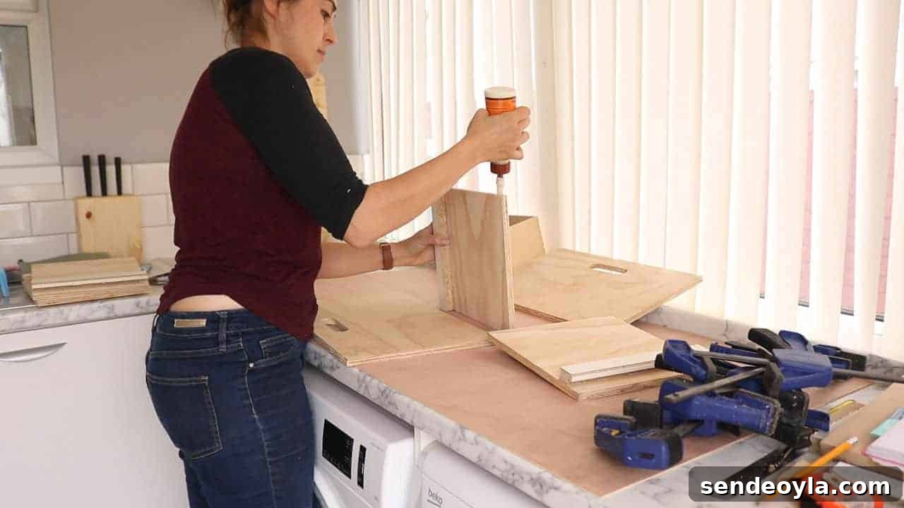 gluing up suspension box file together