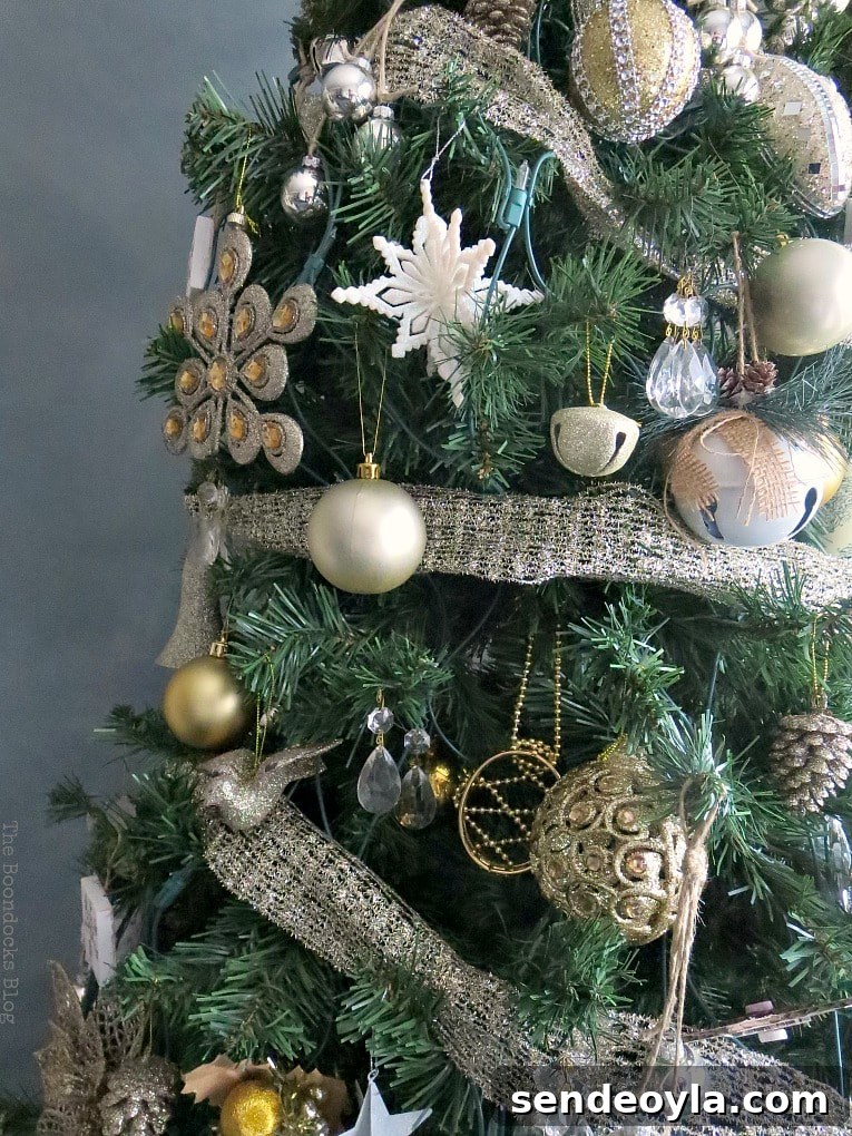 Christmas tree with sparkly ornaments