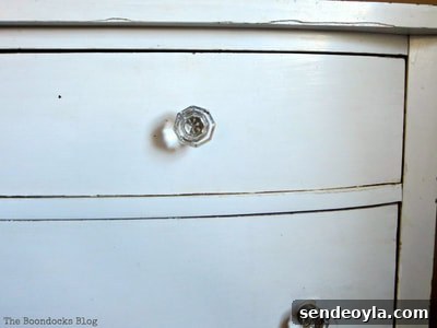 How to Create a Calm Bedroom: Serene Decor Ideas 22 Vintage Dresser with glass knobs