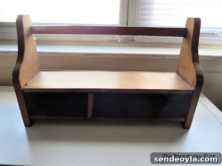 How to Add a Metallic Finish to a Painted Wood Shelf 3 img 589 2