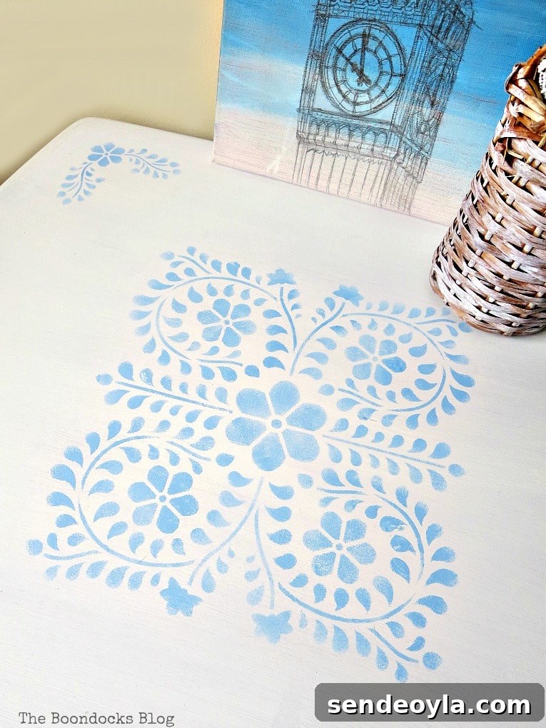 stenciled table top detail