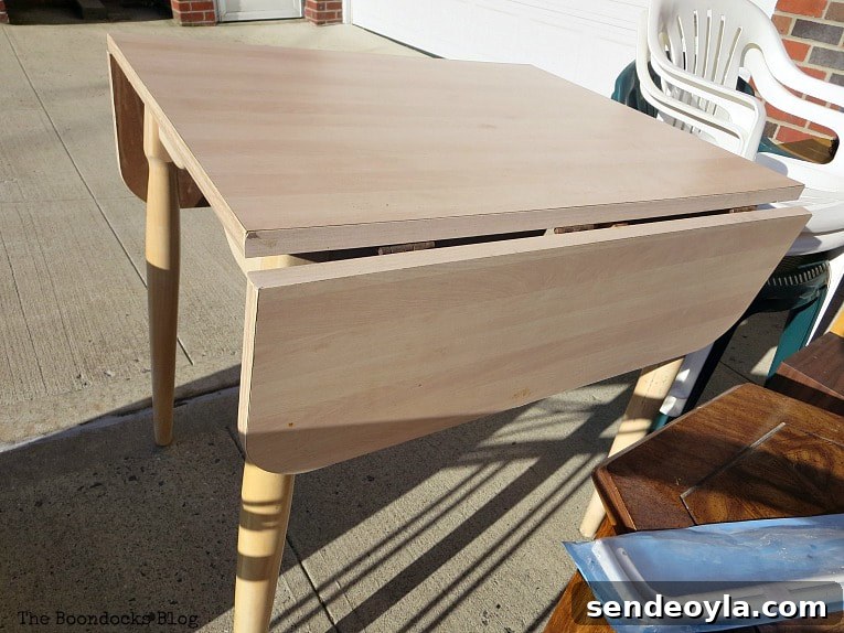 How to Use a Mood Board to Improve Your DIY Projects 11 kitchen table with leaves
