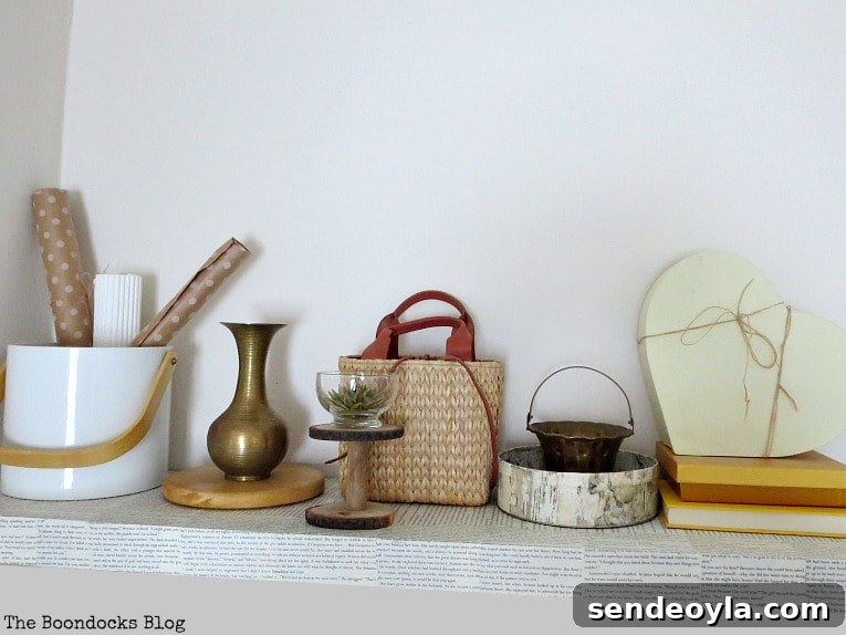 The finished shelf with decoration