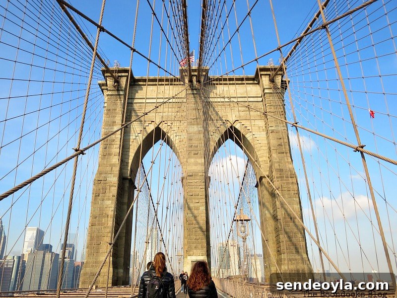 Brooklyn Bridge Towers, A Tour of the Astonishing Brooklyn Bridge Walkway www.theboondocksblog.com