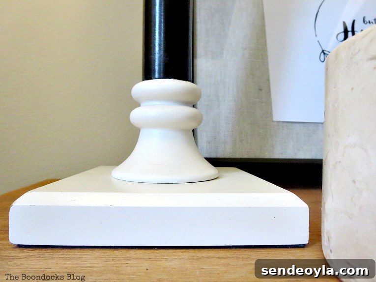 White base of lamp