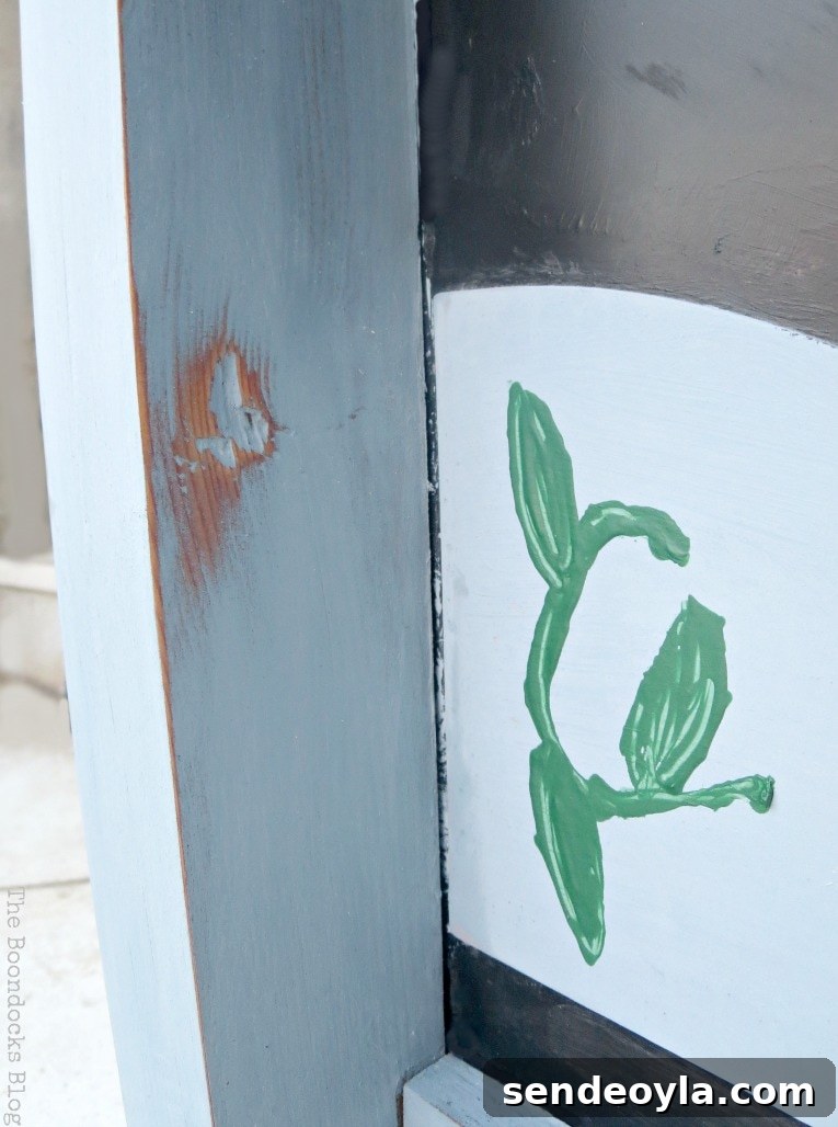 How to Upcycle a Vintage Chalkboard Stand 9 detail of distressing