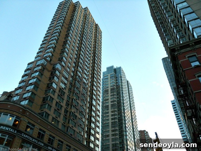 Guide to New York City's Most Iconic Buildings 3 skyscrapers, Buildings of New York www.theboondocksblog.com