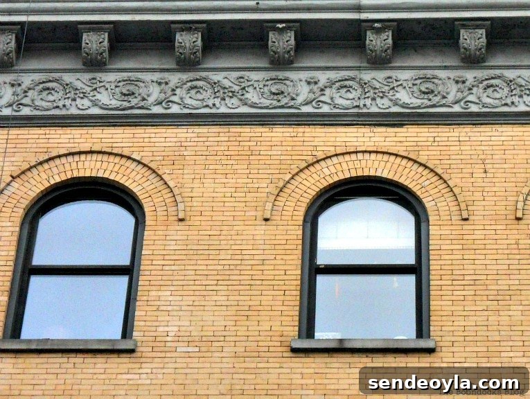 Guide to New York City's Most Iconic Buildings 25 details of border, Buildings of New York www.theboondocksblog.com