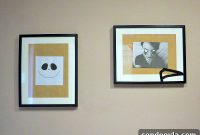 Quick DIY Christmas Picture Frames with Wreaths