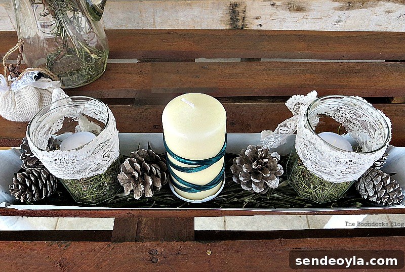 The centerpiece with pinecones and candle, Easy Green Christmas Centerpieces
