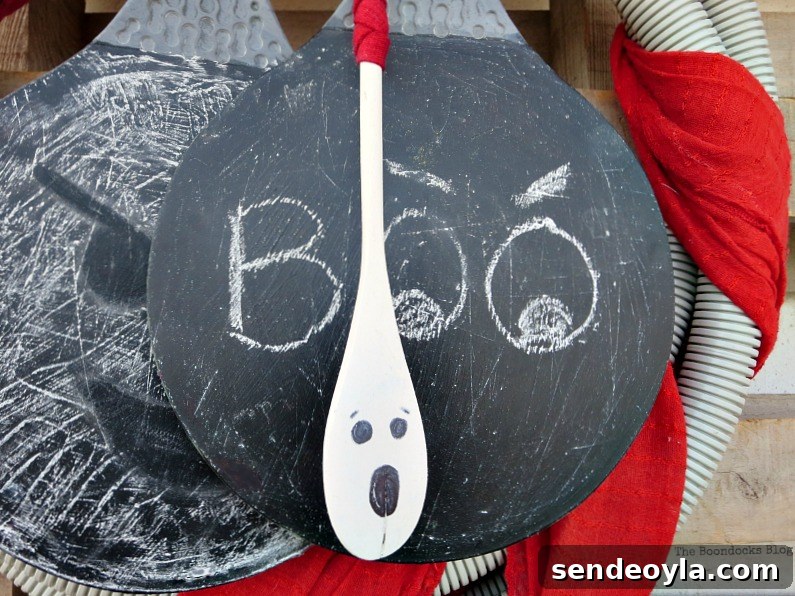 Close up of ghost spoon, How to make a fun tube Halloween Wreath www.theboondocksblog.com