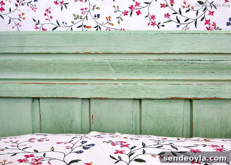 Detail of headboard center, How to Makeover an Old Wooden Bed Frame