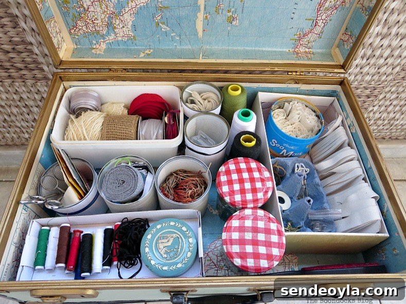 Lots of sewing supplies, What's Inside the Vintage Suitcase? www.theboondocksblog.com