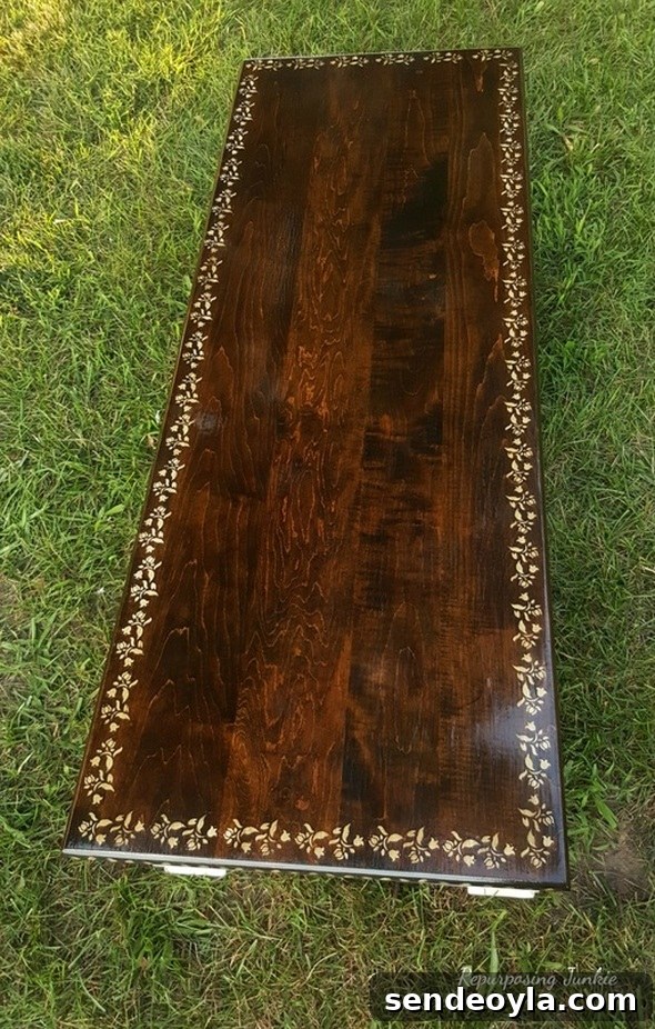 DIY Curbside Coffee Table Makeover 12 Walnut-stained table top close-up