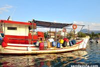 Sunset Boat Ride: Scenic Evening Cruise