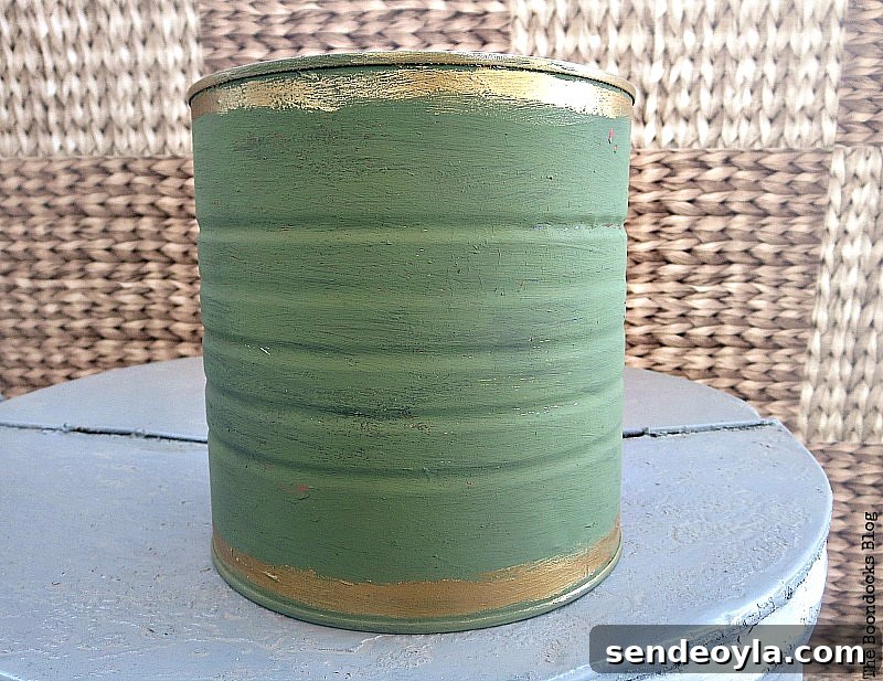 Painting the can using chalk paint and brass lustre