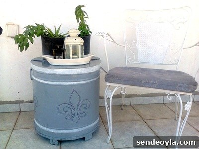 Milk Crate Table Upcycle: Stylish DIY Makeover 15 img 930 16