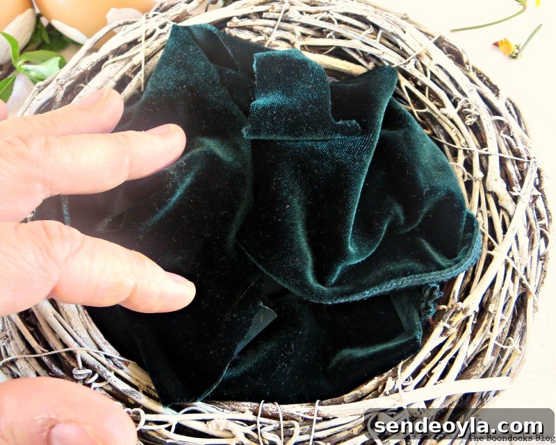velvet in the nest, A nest for my rustic eggs www.theboondocksblog.com