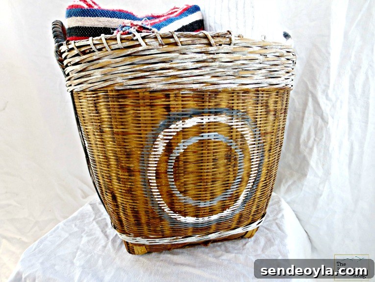 Finished basket full of blankets, A basket for my snugglies - the Boondocks blog