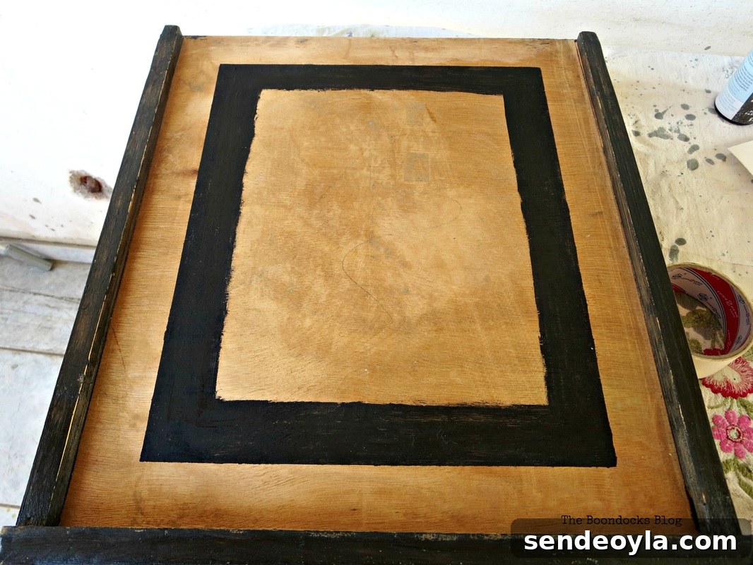 Painting the bottom, An Ancient Tray www.theboondocksblog.com