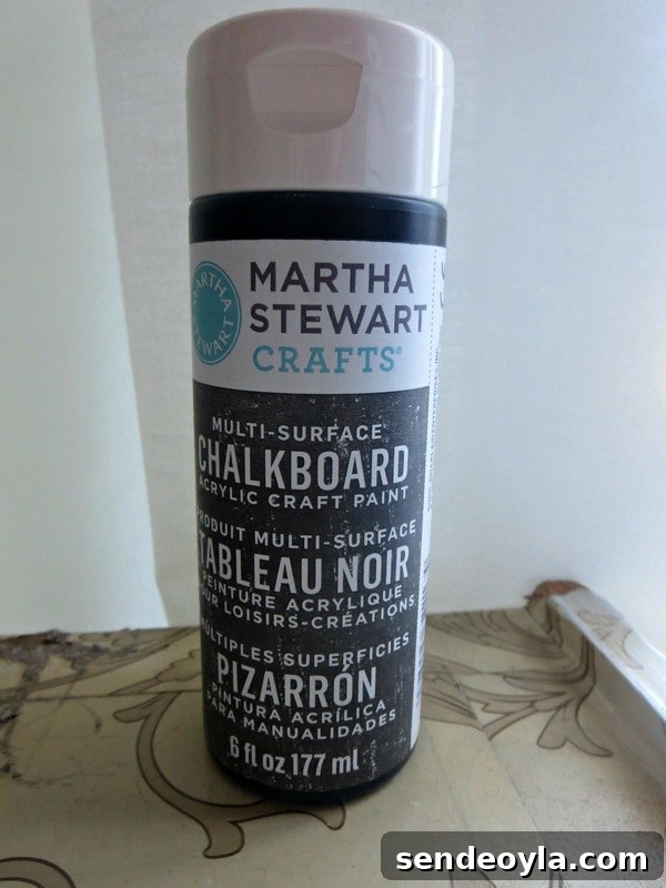chalkboard paint, Seeing black www.theboondocksblog.com