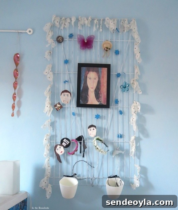 Wire Rack repurposed into a Display Grid The Twine Lady Returns www.theboondocksblog.com